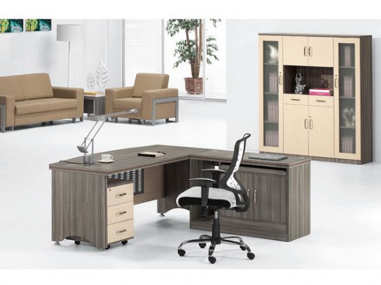 點擊查看詳細信息<br>標題：膠板屏風 閱讀次數(shù)：2592